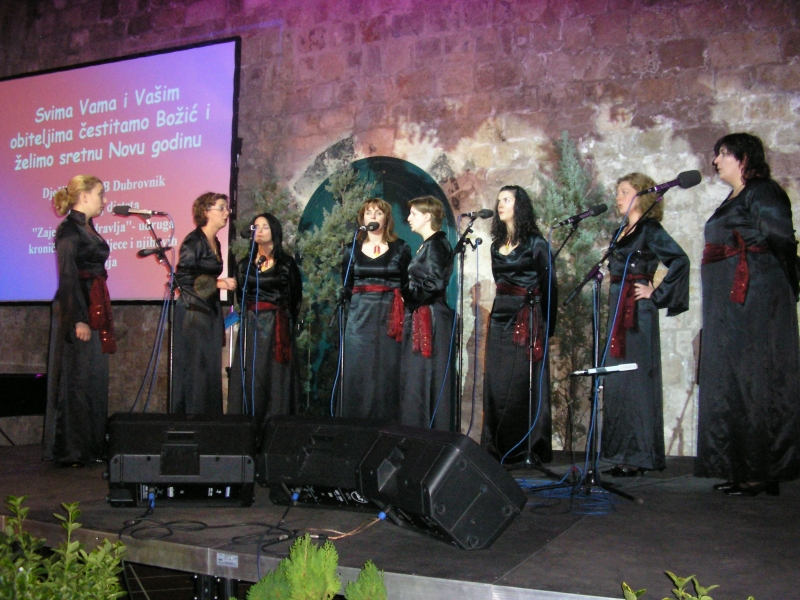 09. Klapa CAVTAJKE